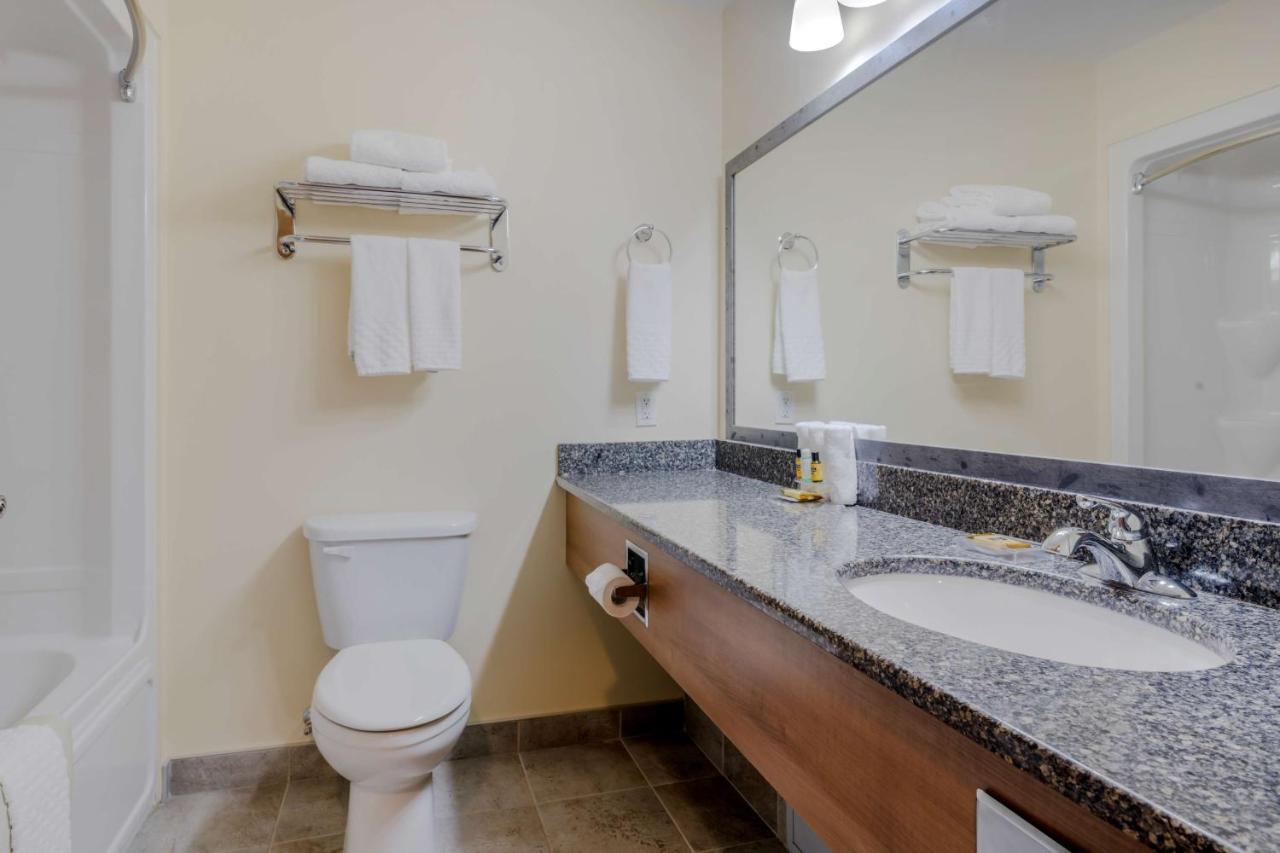 Best Western Plus Woodstock Hotel Conference Centre Экстерьер фото