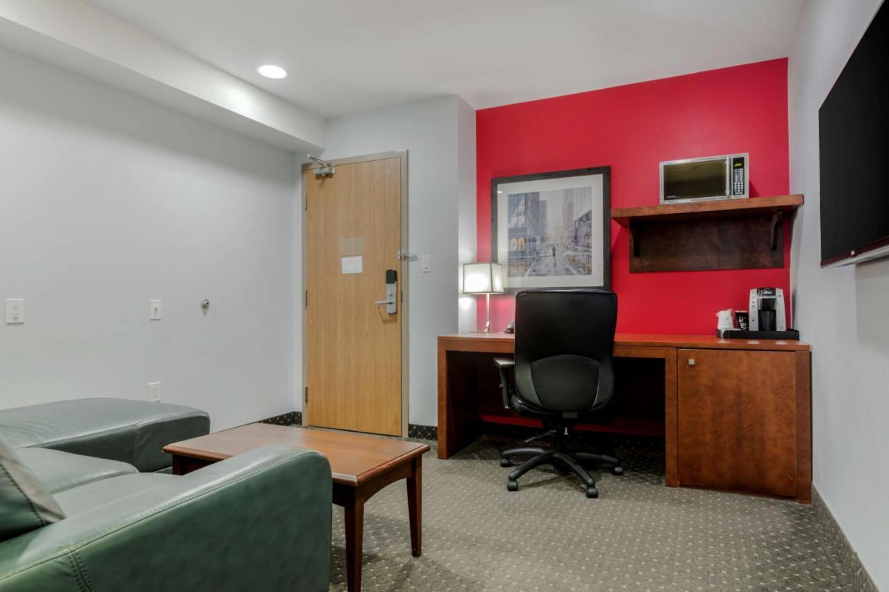Best Western Plus Woodstock Hotel Conference Centre Экстерьер фото