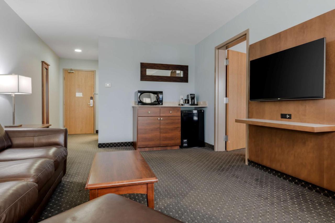 Best Western Plus Woodstock Hotel Conference Centre Экстерьер фото
